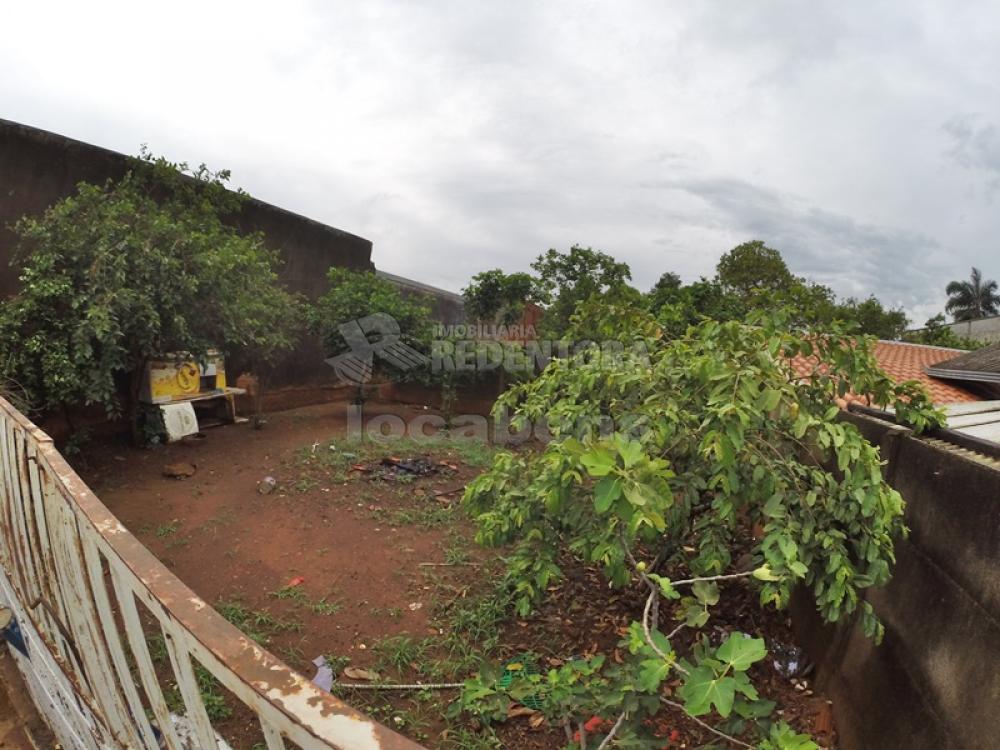 Alugar Casa / Padrão em São José do Rio Preto R$ 1.300,00 - Foto 13