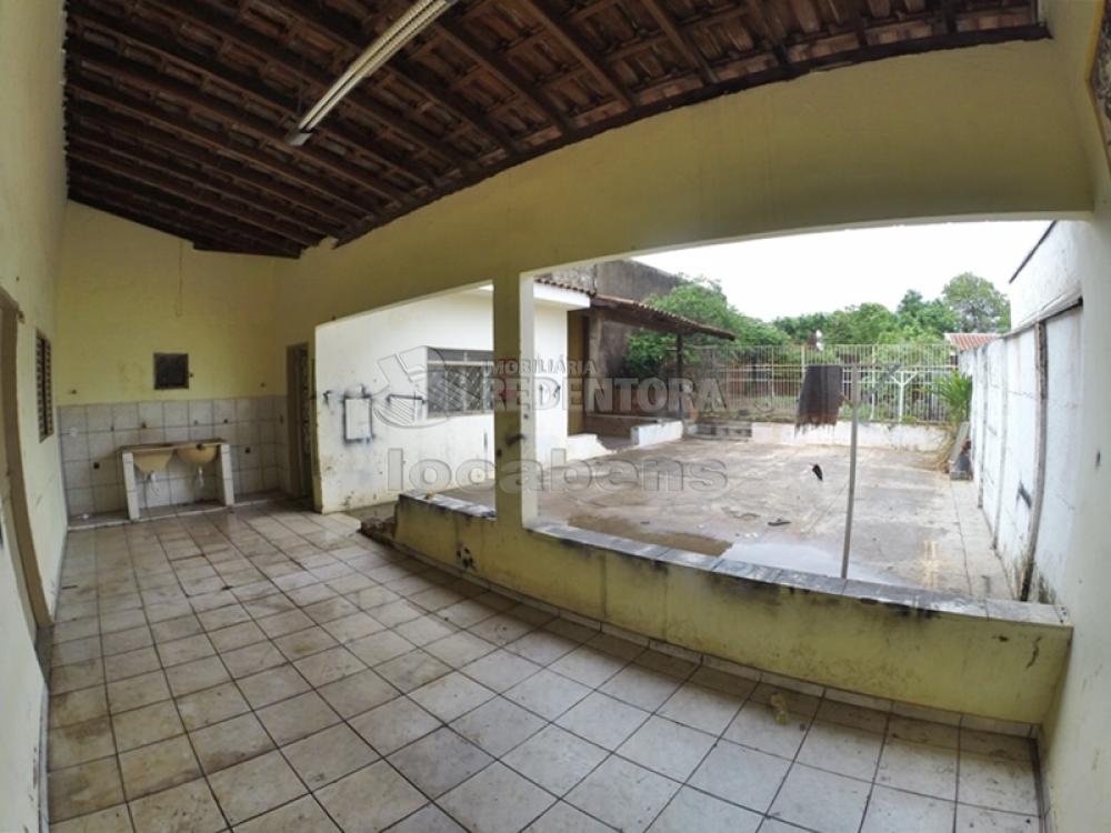 Alugar Casa / Padrão em São José do Rio Preto R$ 1.300,00 - Foto 5