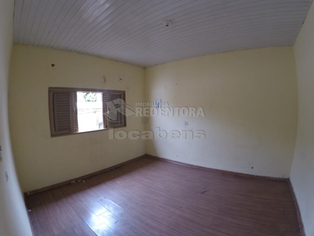 Alugar Casa / Padrão em São José do Rio Preto R$ 1.300,00 - Foto 8