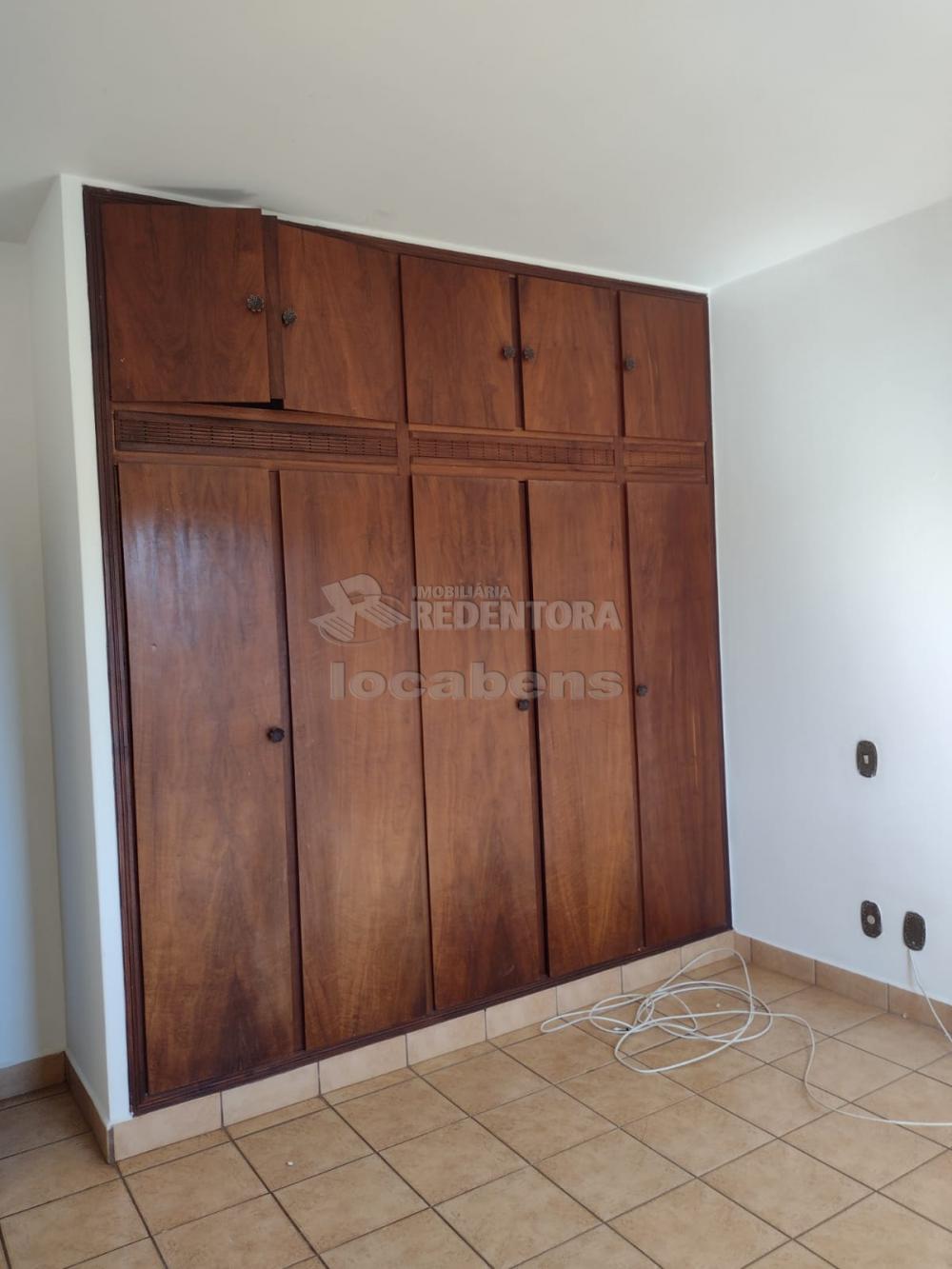 Alugar Apartamento / Padrão em São José do Rio Preto R$ 770,00 - Foto 10