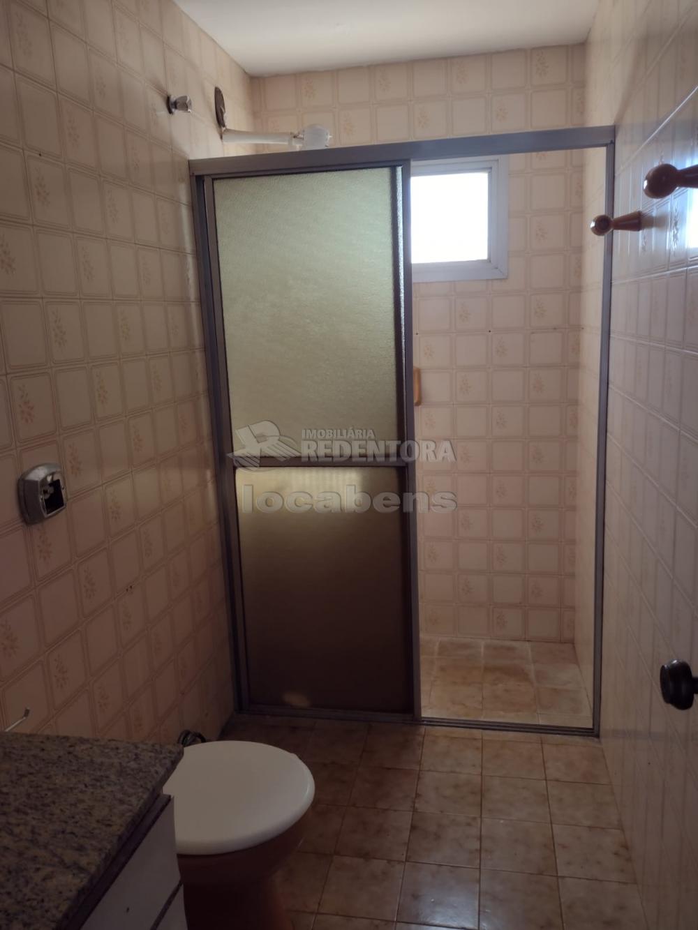 Alugar Apartamento / Padrão em São José do Rio Preto R$ 770,00 - Foto 8