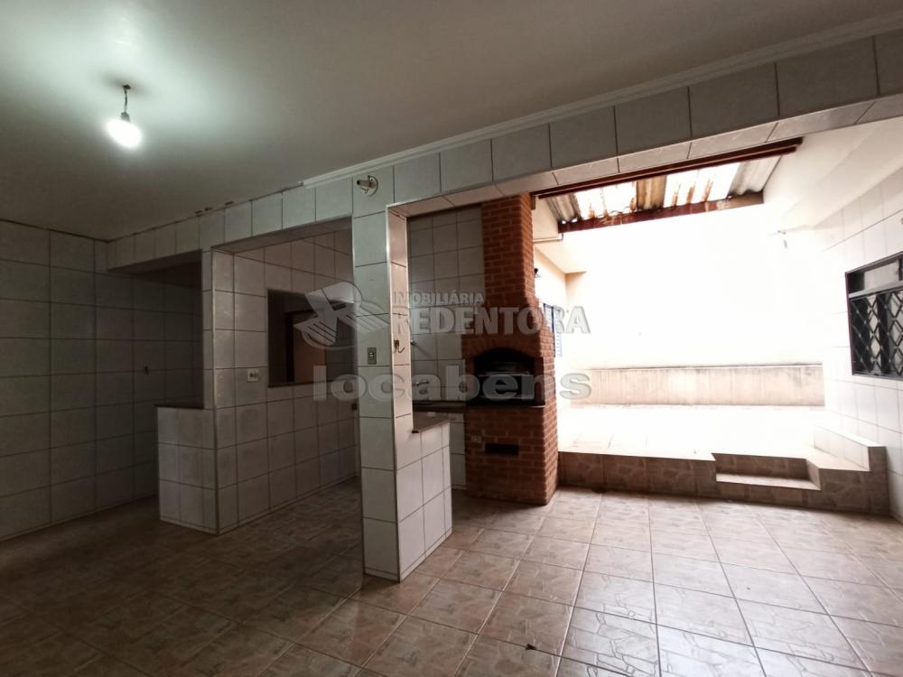 Alugar Casa / Padrão em São José do Rio Preto R$ 1.300,00 - Foto 14