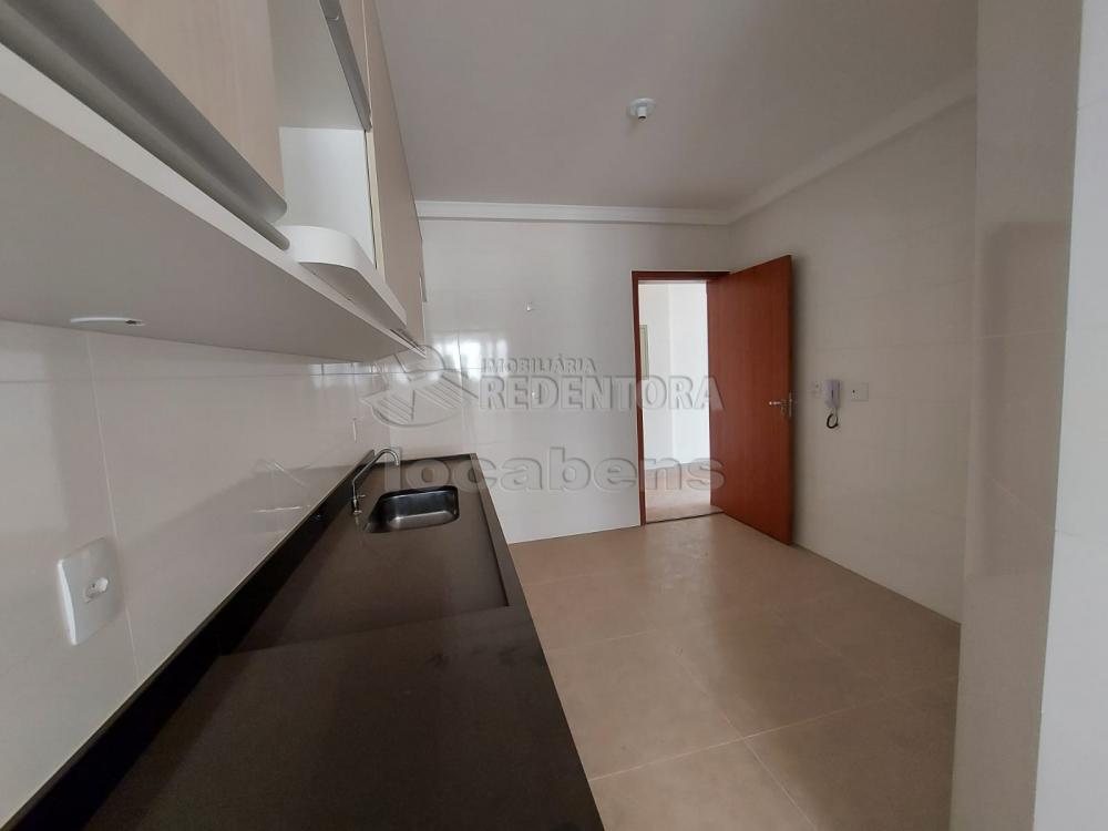 Comprar Apartamento / Padrão em São José do Rio Preto R$ 450.000,00 - Foto 6