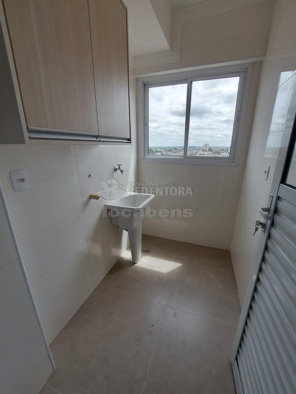 Comprar Apartamento / Padrão em São José do Rio Preto R$ 450.000,00 - Foto 7