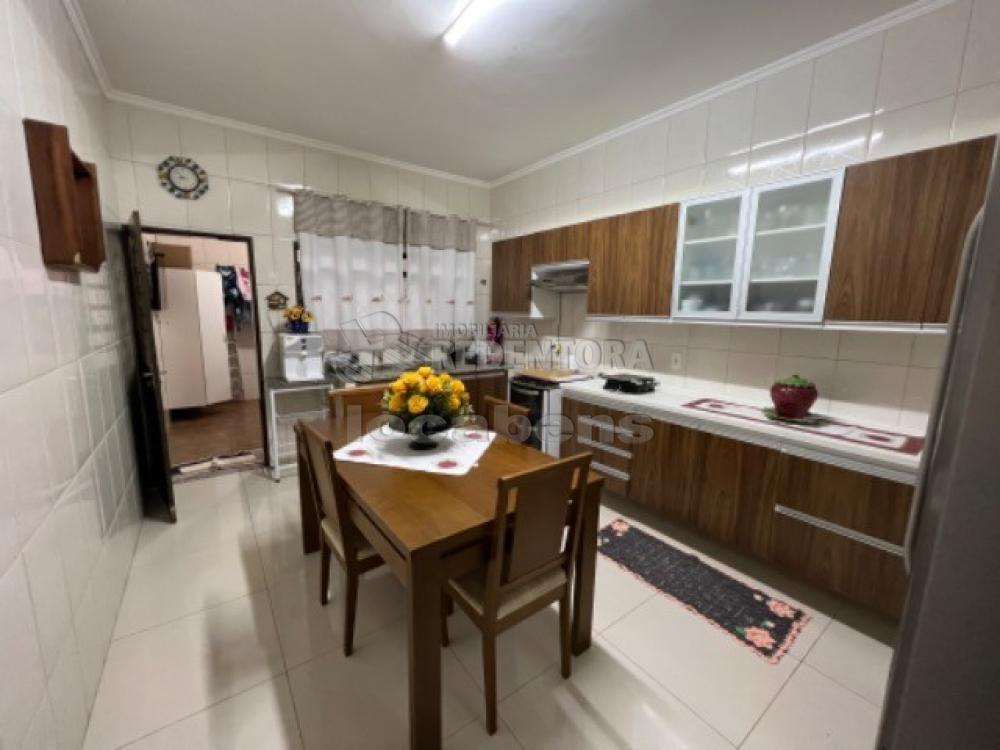 Comprar Casa / Padrão em São José do Rio Preto R$ 395.000,00 - Foto 4