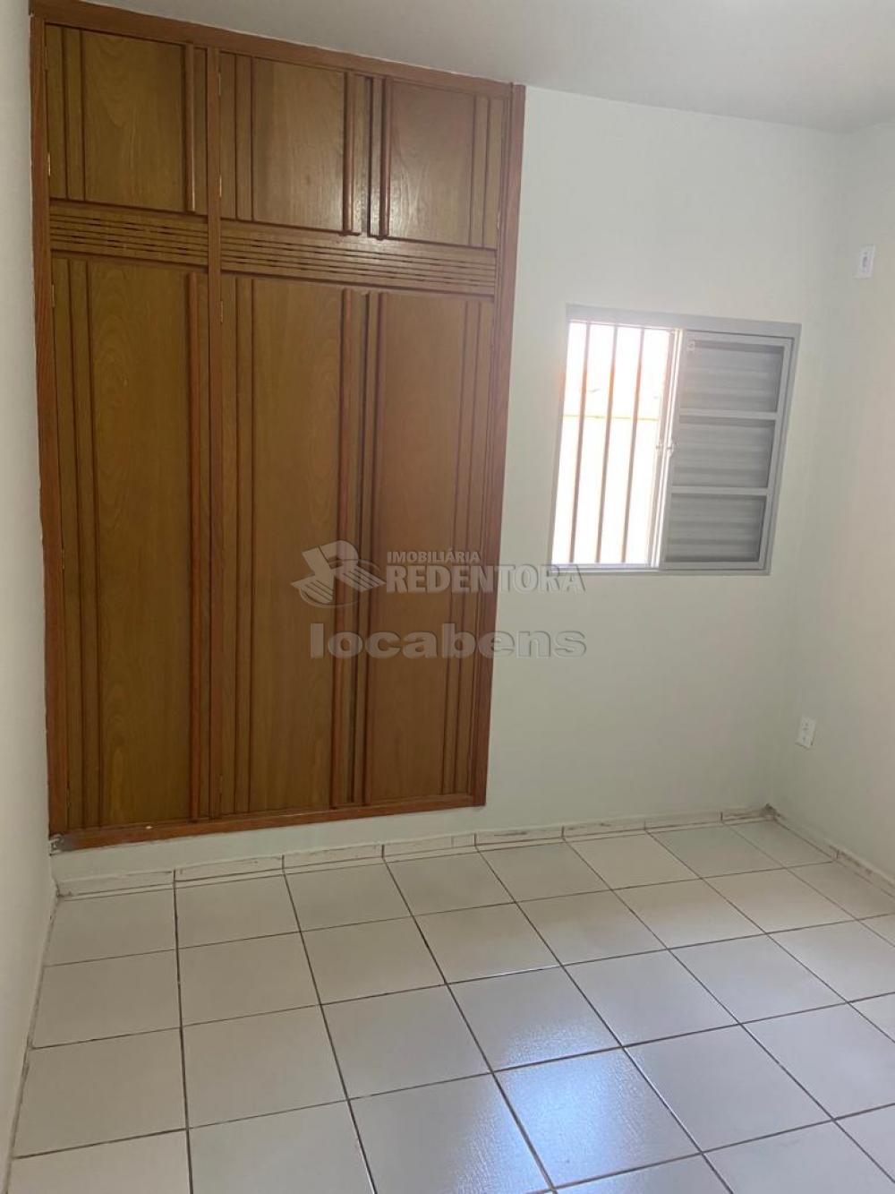Alugar Apartamento / Padrão em São José do Rio Preto apenas R$ 850,00 - Foto 1