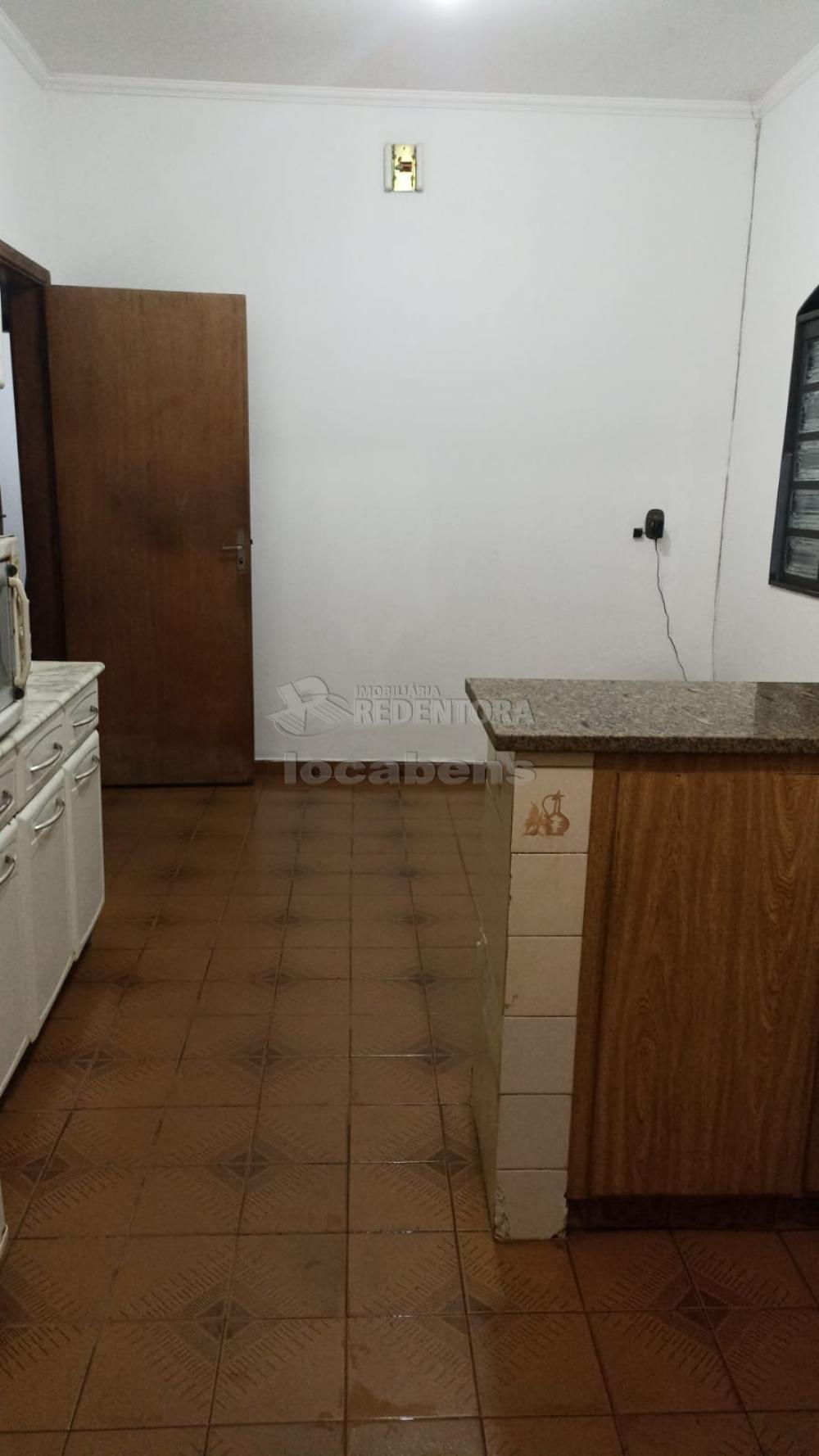 Comprar Casa / Padrão em São José do Rio Preto R$ 335.000,00 - Foto 4