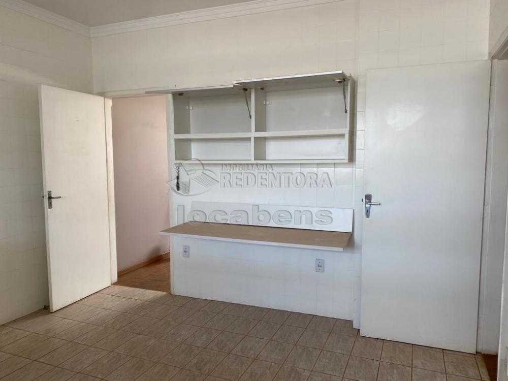 Comprar Apartamento / Padrão em São José do Rio Preto R$ 250.000,00 - Foto 11