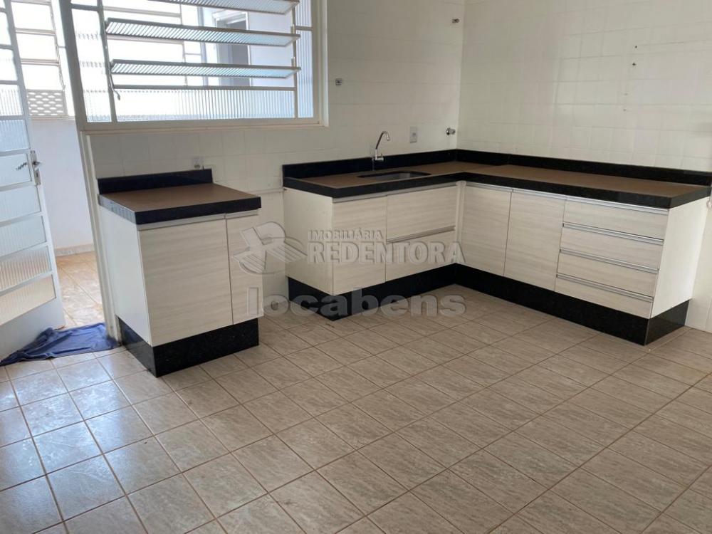 Comprar Apartamento / Padrão em São José do Rio Preto R$ 250.000,00 - Foto 2