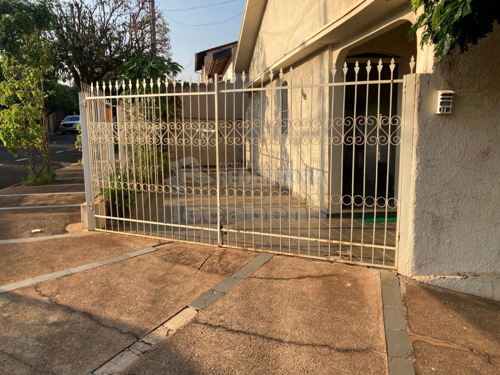 Comprar Casa / Padrão em São José do Rio Preto R$ 370.000,00 - Foto 1