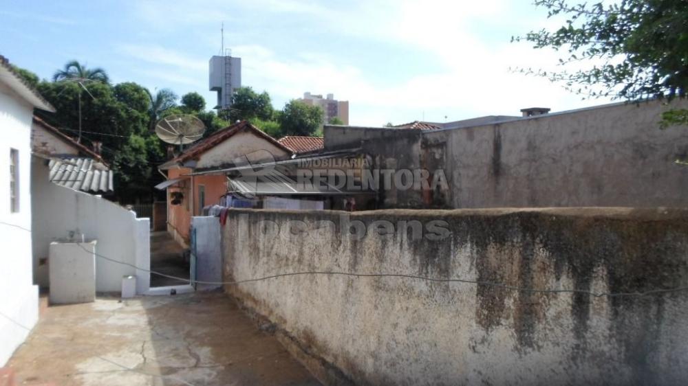 Alugar Casa / Padrão em São José do Rio Preto R$ 600,00 - Foto 3