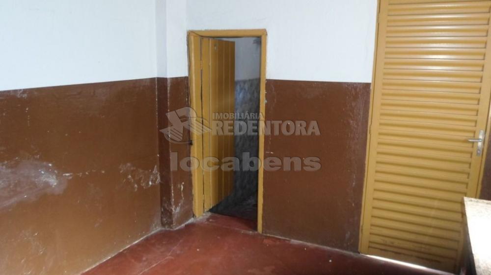 Alugar Casa / Padrão em São José do Rio Preto R$ 600,00 - Foto 9