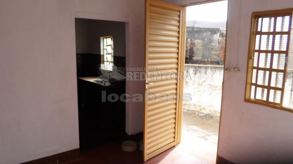 Alugar Casa / Padrão em São José do Rio Preto apenas R$ 600,00 - Foto 8