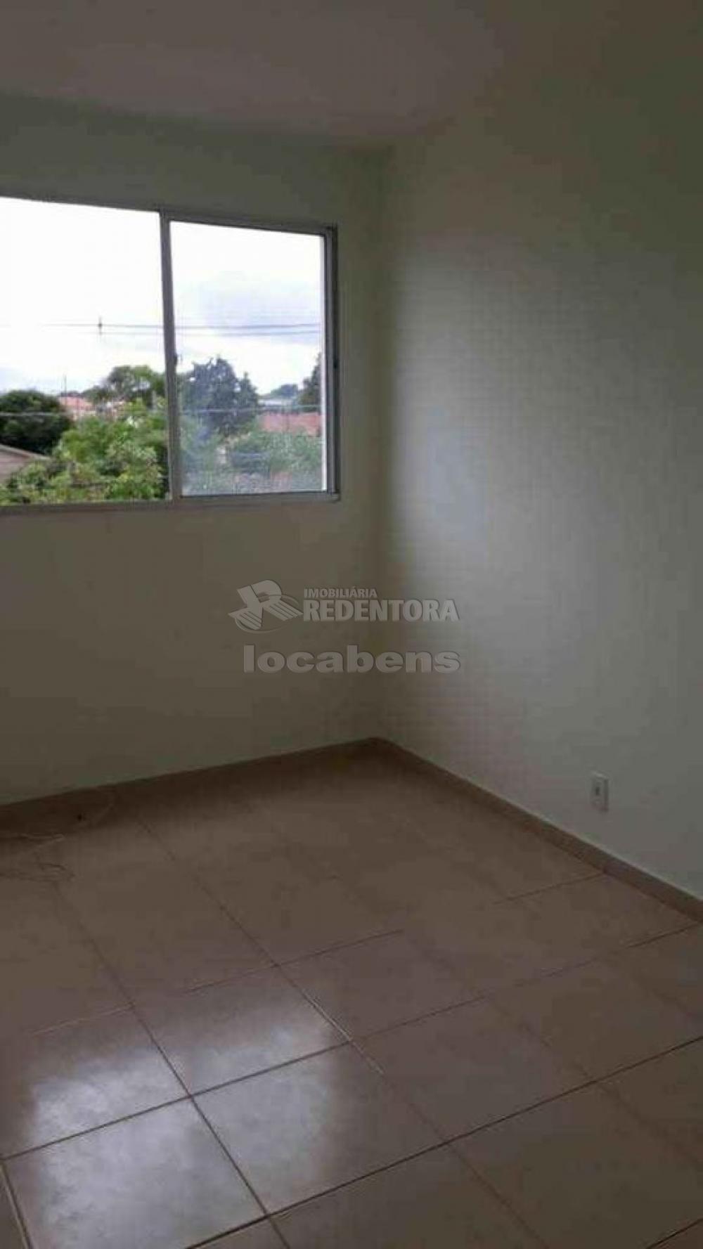 Alugar Apartamento / Padrão em São José do Rio Preto R$ 600,00 - Foto 1