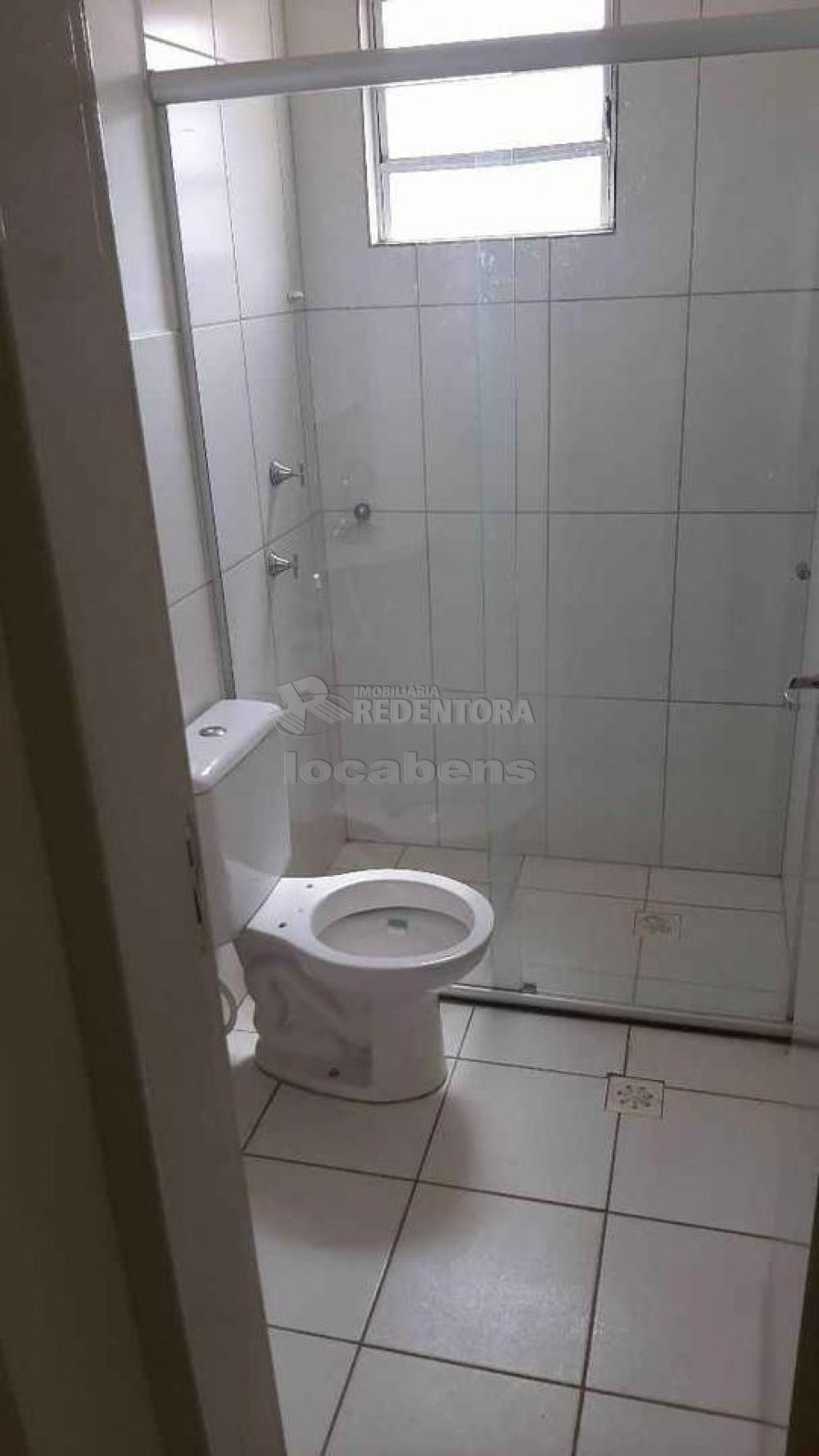 Alugar Apartamento / Padrão em São José do Rio Preto R$ 600,00 - Foto 6