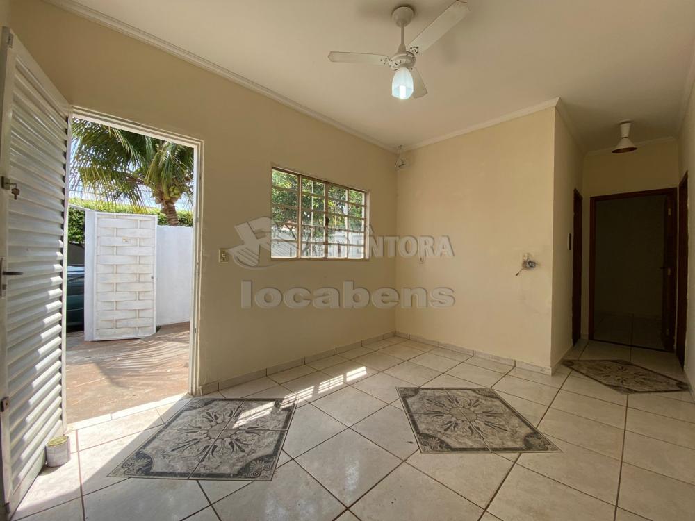 Comprar Casa / Padrão em São José do Rio Preto R$ 280.000,00 - Foto 2