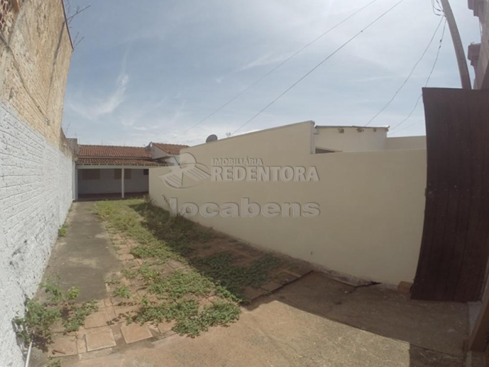 Comprar Casa / Padrão em São José do Rio Preto R$ 210.000,00 - Foto 2