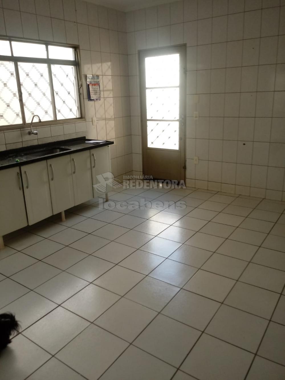 Comprar Casa / Padrão em São José do Rio Preto R$ 320.000,00 - Foto 5