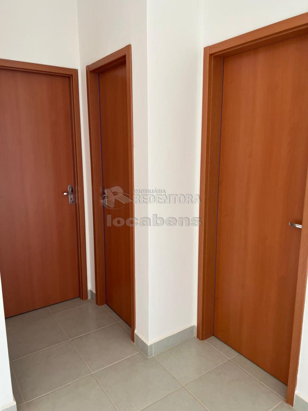 Alugar Apartamento / Padrão em São José do Rio Preto R$ 1.300,00 - Foto 20