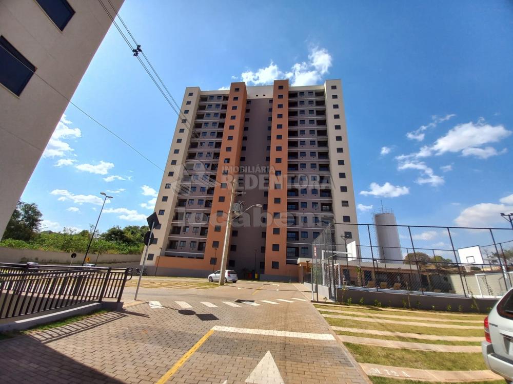 Alugar Apartamento / Padrão em São José do Rio Preto R$ 1.300,00 - Foto 1