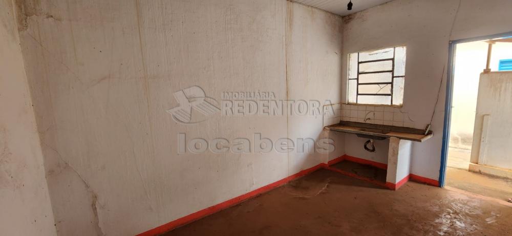 Alugar Casa / Padrão em São José do Rio Preto R$ 600,00 - Foto 4