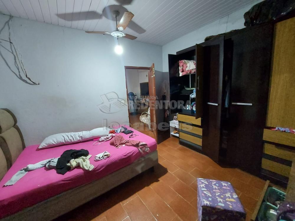 Comprar Casa / Padrão em São José do Rio Preto R$ 190.000,00 - Foto 3