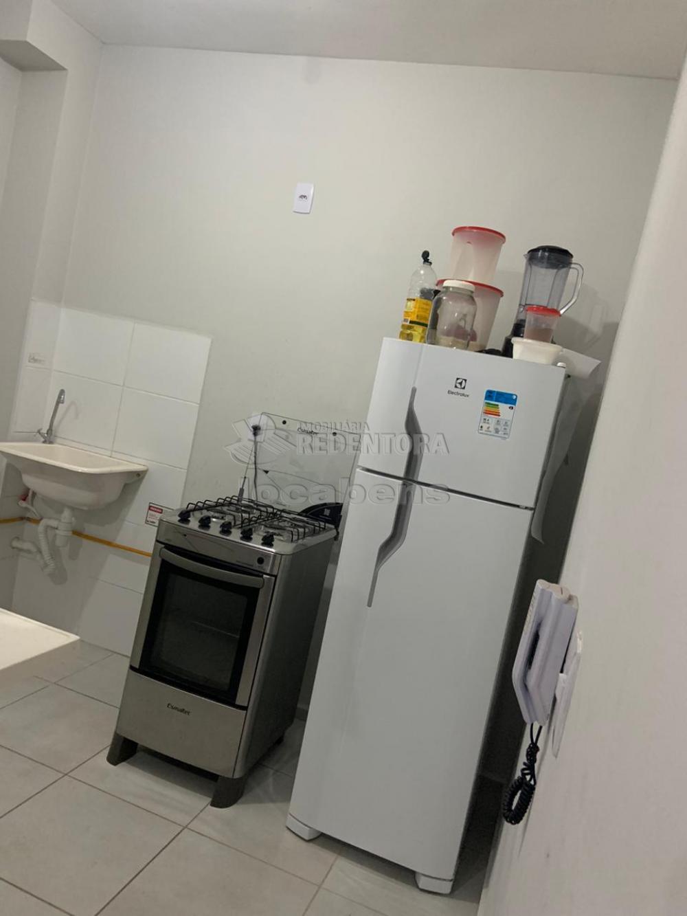 Comprar Apartamento / Padrão em São José do Rio Preto R$ 150.000,00 - Foto 3