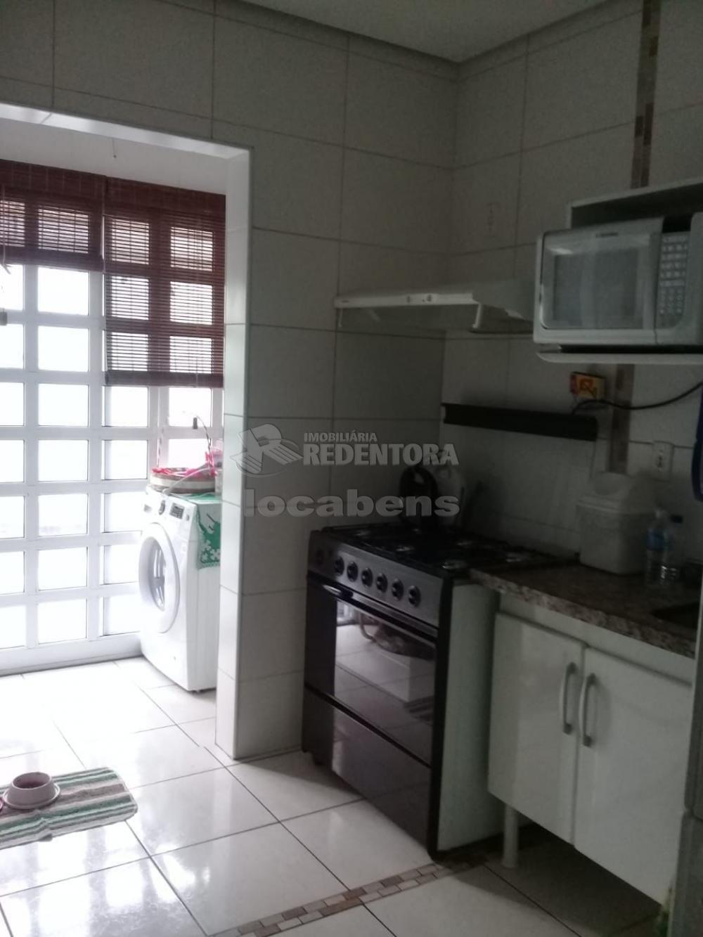 Comprar Apartamento / Padrão em São José do Rio Preto apenas R$ 240.000,00 - Foto 3