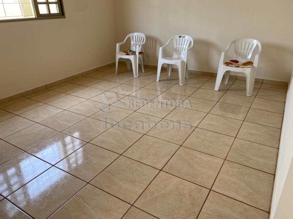 Comprar Casa / Padrão em São José do Rio Preto R$ 430.000,00 - Foto 4