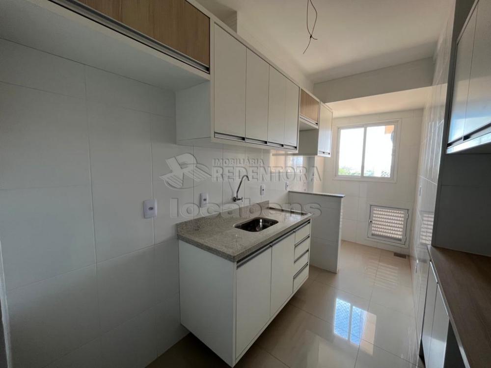 Comprar Apartamento / Padrão em São José do Rio Preto R$ 450.000,00 - Foto 11