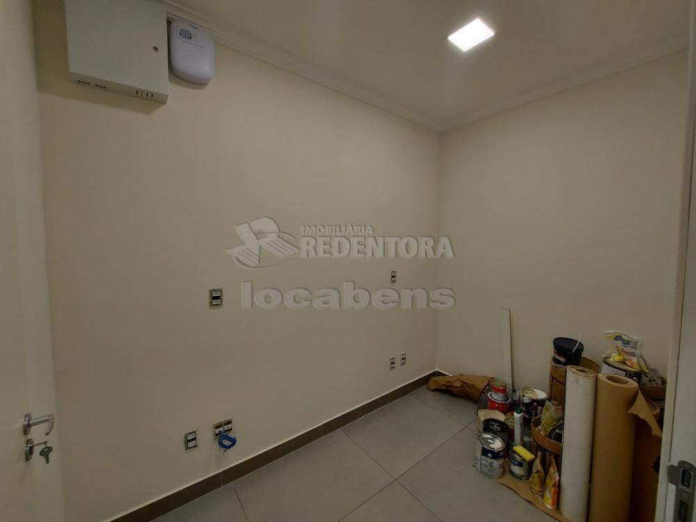 Alugar Comercial / Sala em São José do Rio Preto R$ 4.000,00 - Foto 8