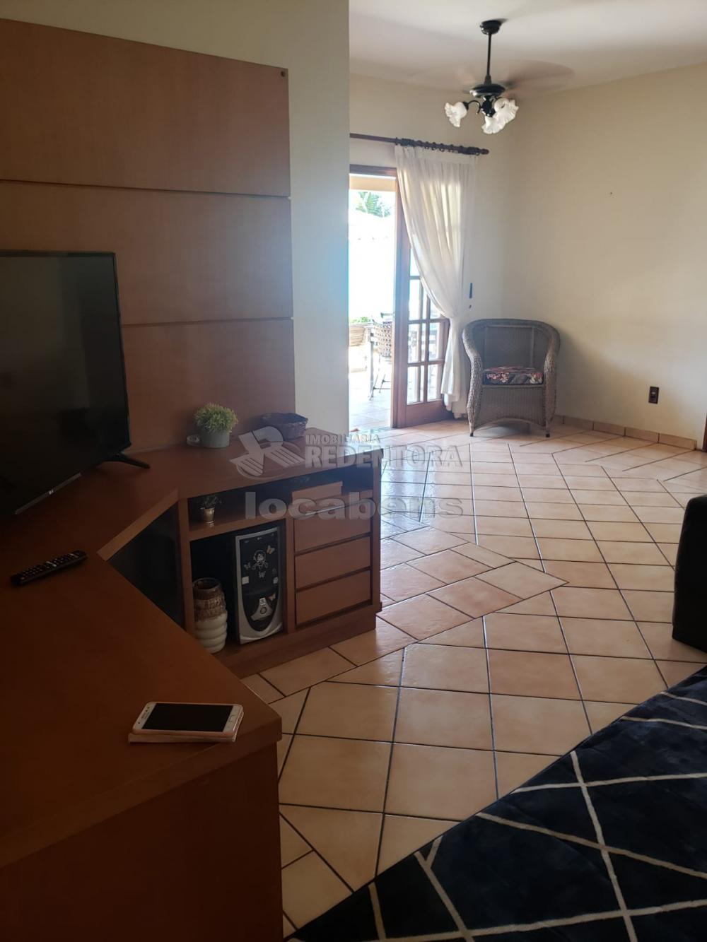 Comprar Casa / Padrão em São José do Rio Preto R$ 750.000,00 - Foto 4