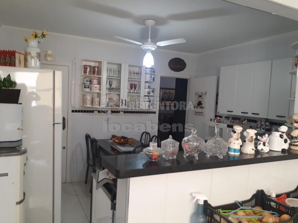 Comprar Apartamento / Padrão em São José do Rio Preto R$ 390.000,00 - Foto 16