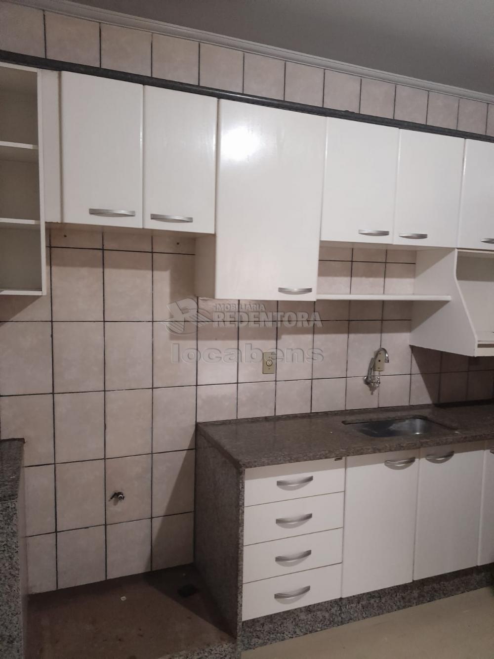 Alugar Apartamento / Padrão em São José do Rio Preto R$ 900,00 - Foto 9