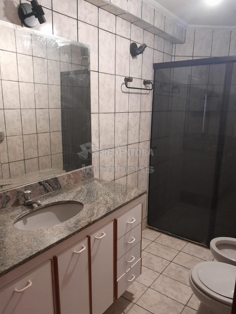 Alugar Apartamento / Padrão em São José do Rio Preto R$ 900,00 - Foto 22