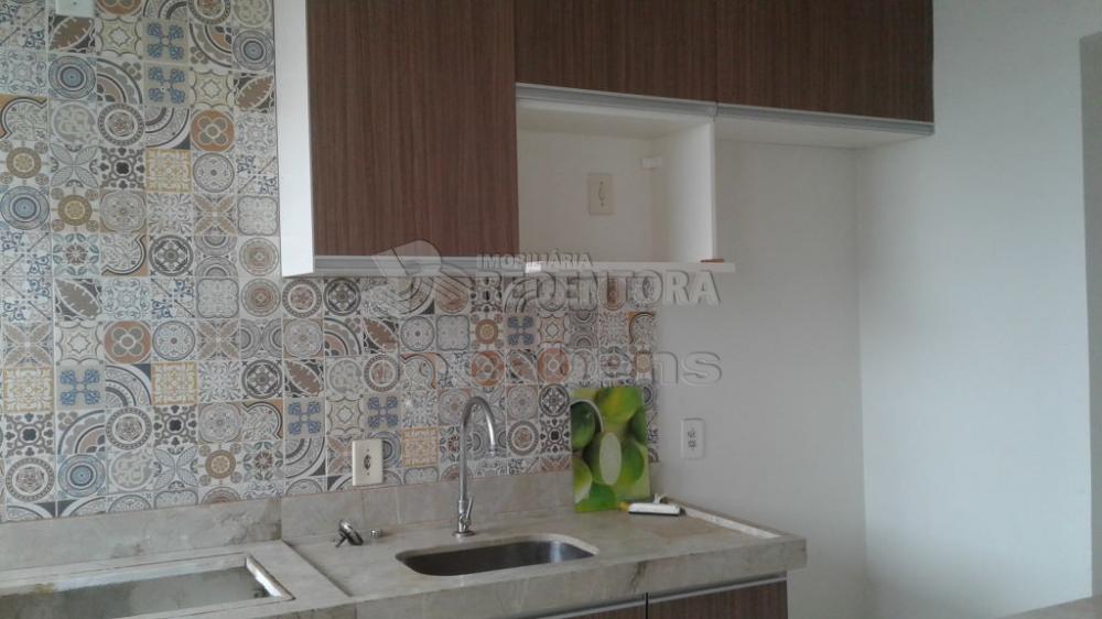 Comprar Apartamento / Padrão em São José do Rio Preto R$ 145.000,00 - Foto 17