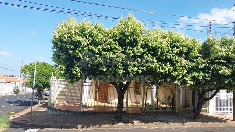 Alugar Casa / Padrão em São José do Rio Preto apenas R$ 1.800,00 - Foto 1