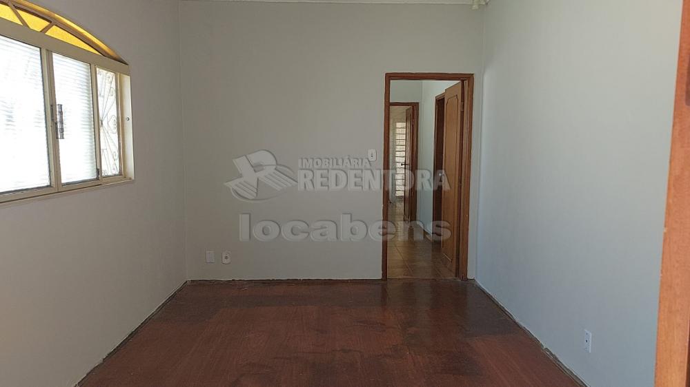 Alugar Casa / Padrão em São José do Rio Preto apenas R$ 1.800,00 - Foto 3