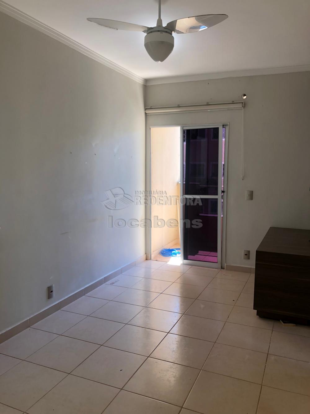 Alugar Apartamento / Padrão em São José do Rio Preto R$ 1.100,00 - Foto 10