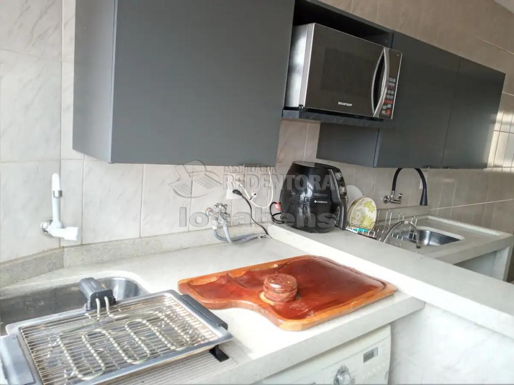 Alugar Apartamento / Padrão em São José do Rio Preto R$ 1.400,00 - Foto 16