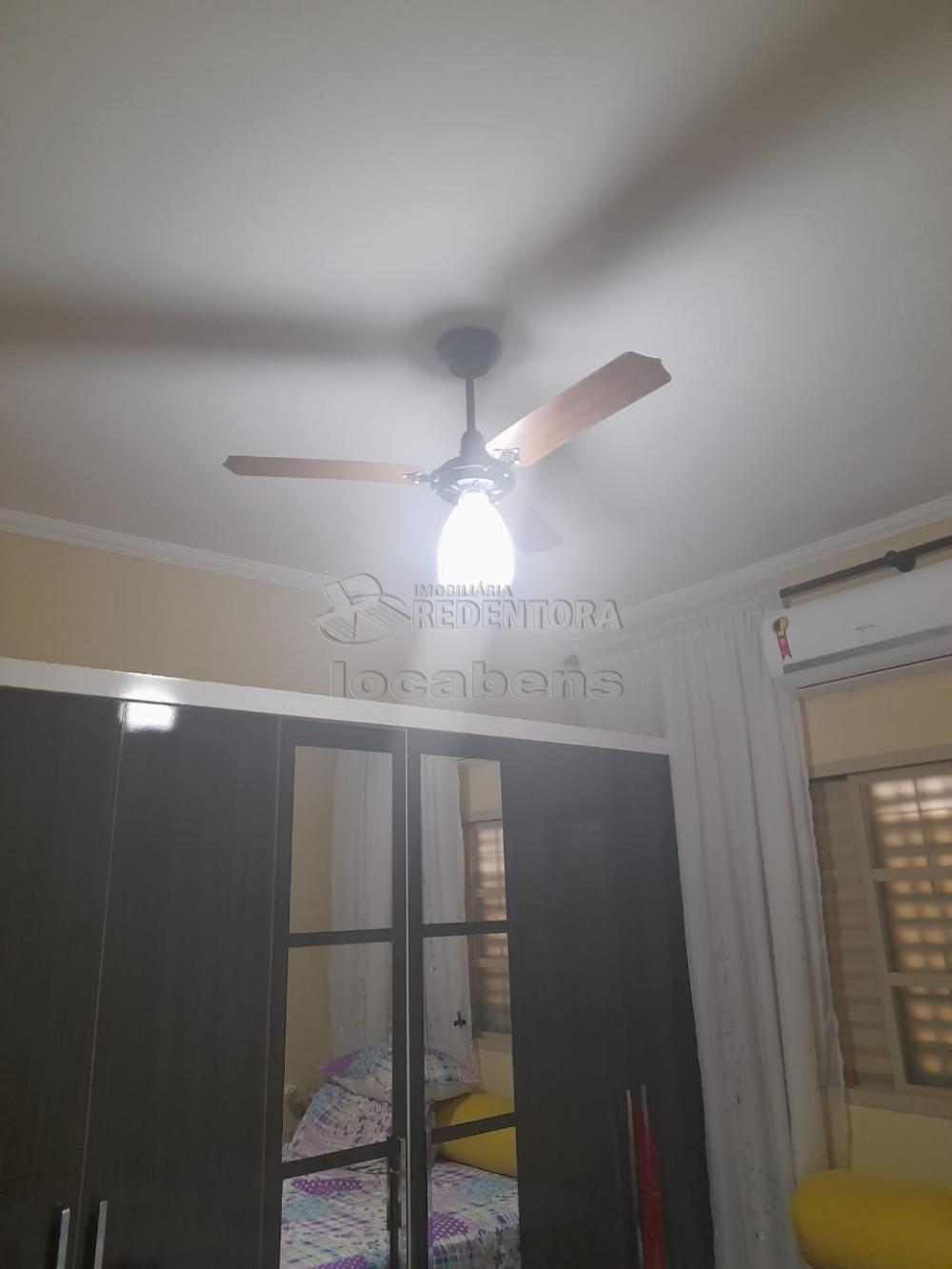 Comprar Casa / Padrão em São José do Rio Preto R$ 300.000,00 - Foto 3