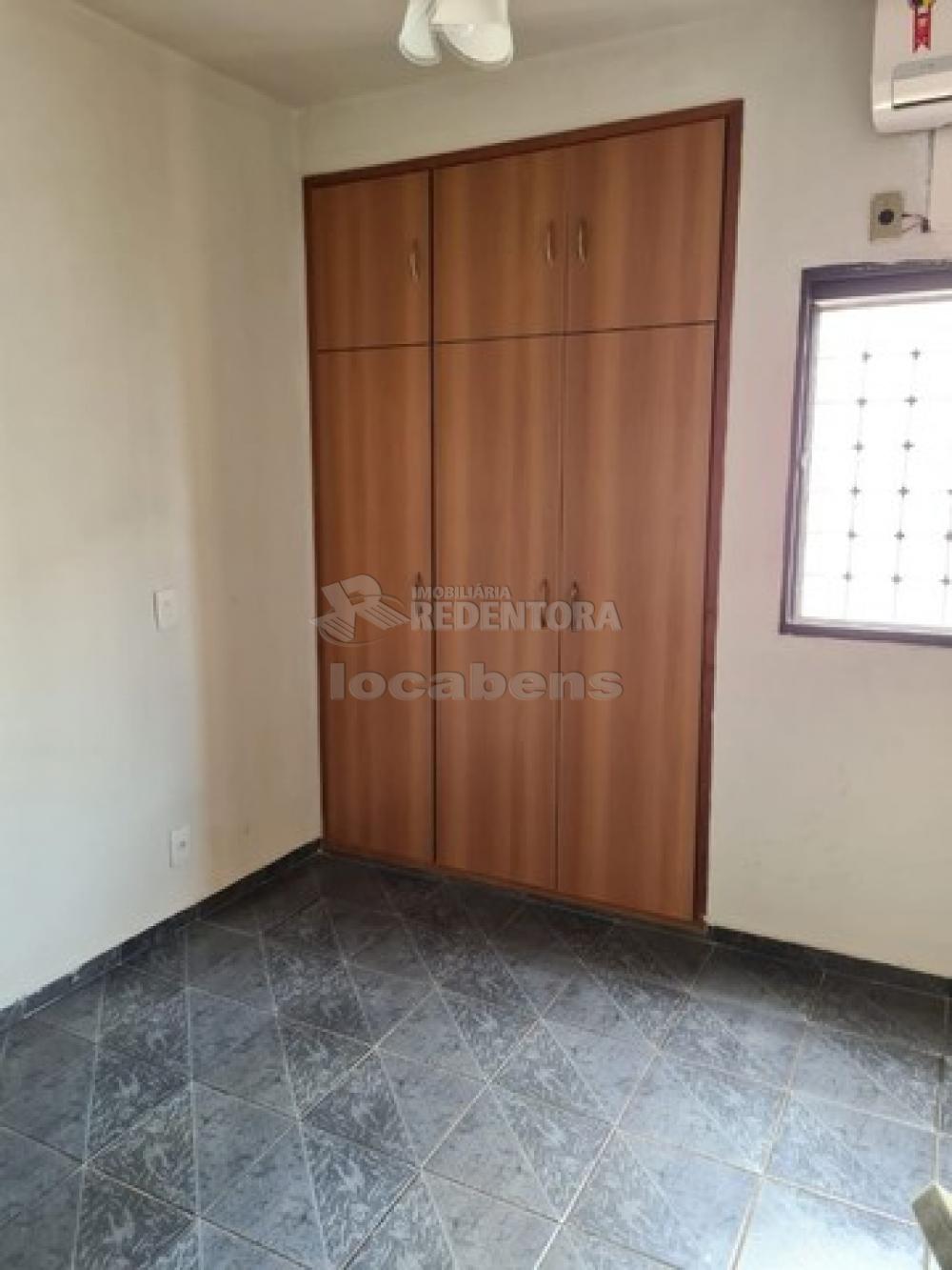 Alugar Apartamento / Padrão em São José do Rio Preto R$ 1.100,00 - Foto 6