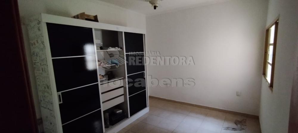 Alugar Casa / Padrão em São José do Rio Preto R$ 1.400,00 - Foto 12