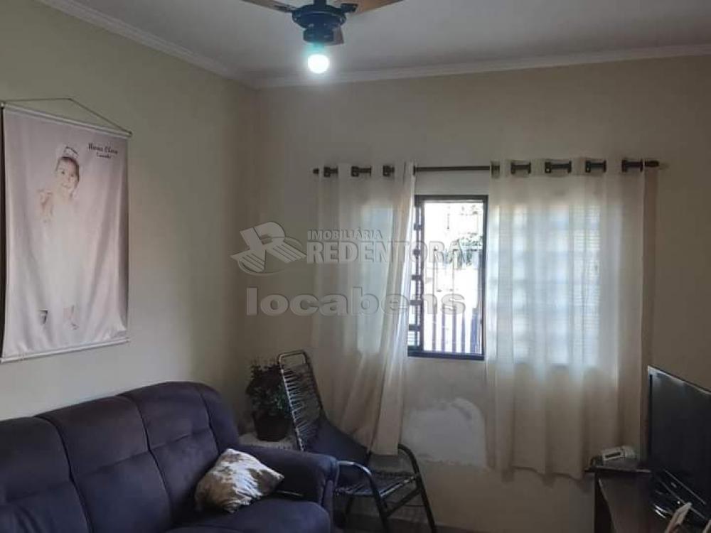 Comprar Casa / Padrão em São José do Rio Preto R$ 210.000,00 - Foto 2