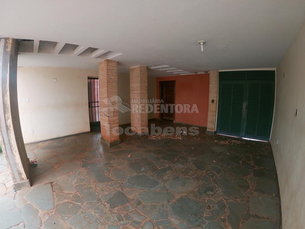 Alugar Casa / Padrão em São José do Rio Preto R$ 3.500,00 - Foto 2