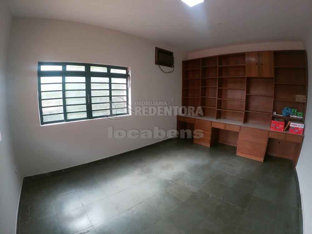 Alugar Casa / Padrão em São José do Rio Preto R$ 3.500,00 - Foto 13