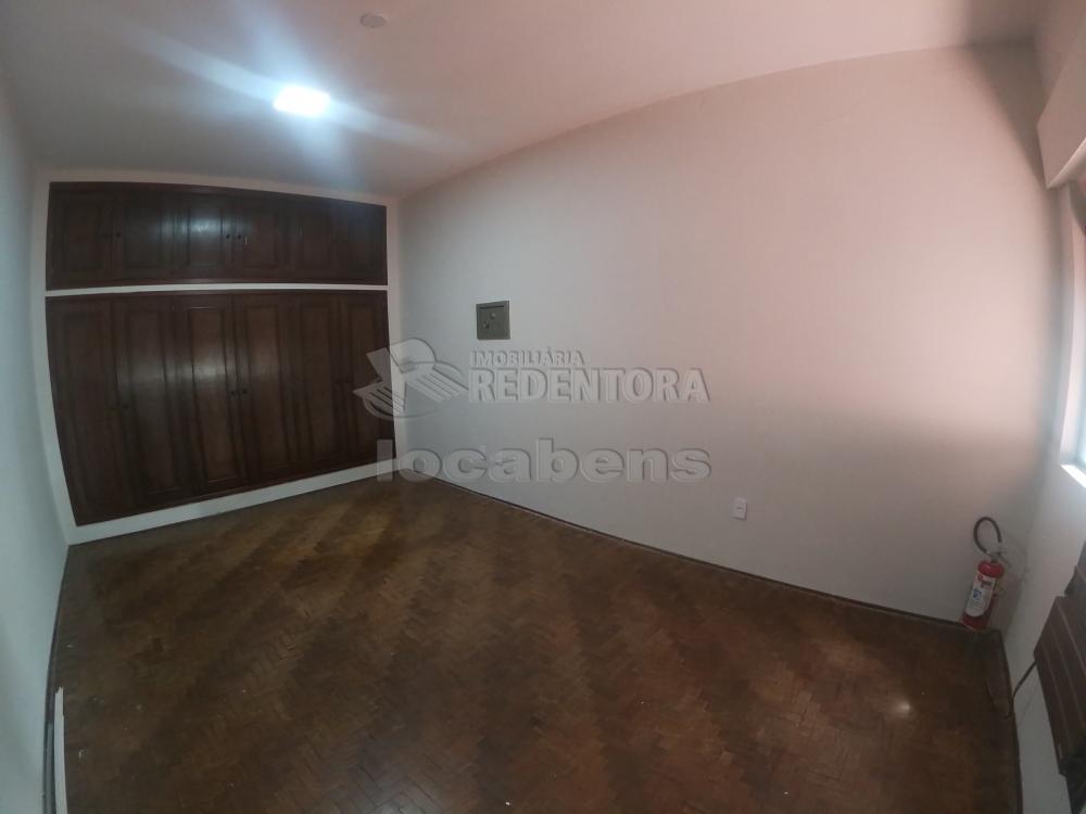 Alugar Casa / Padrão em São José do Rio Preto R$ 3.500,00 - Foto 32