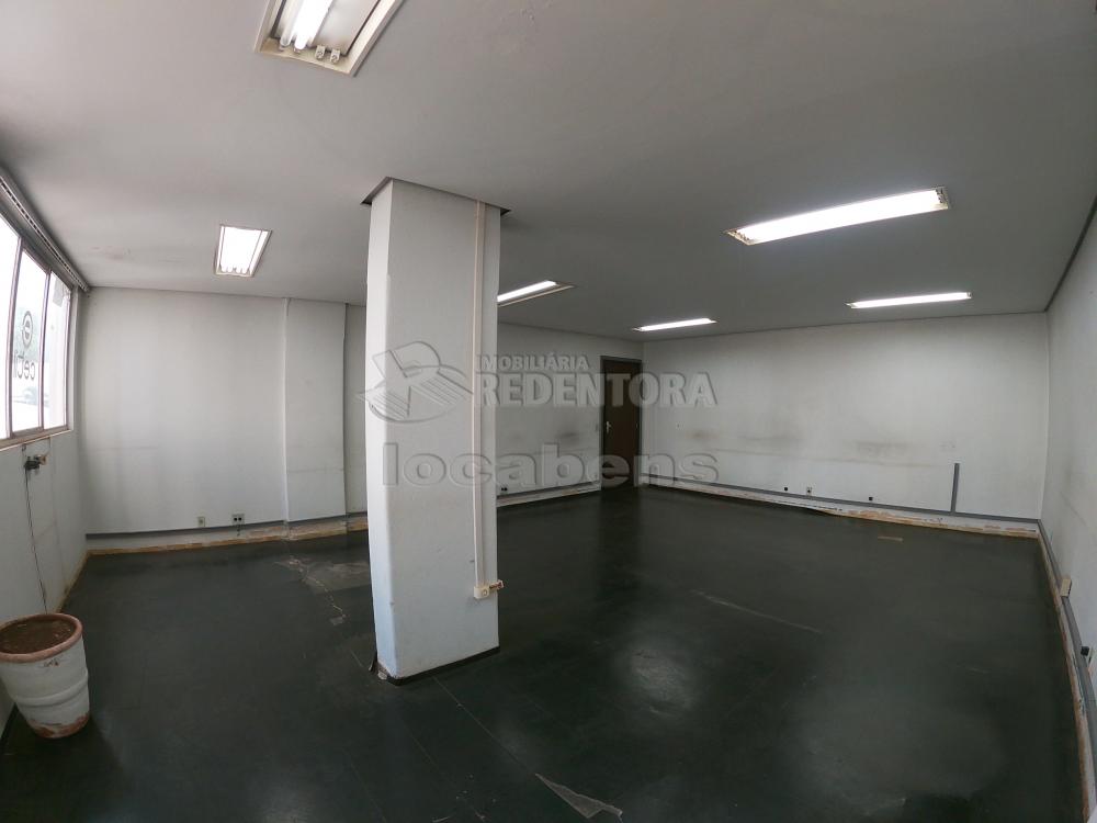 Alugar Comercial / Salão em São José do Rio Preto R$ 15.000,00 - Foto 25