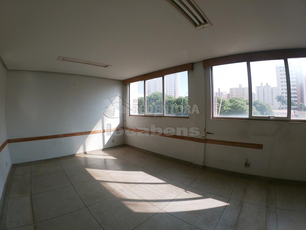 Alugar Comercial / Salão em São José do Rio Preto R$ 15.000,00 - Foto 29