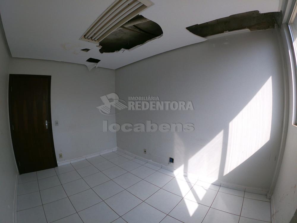 Alugar Comercial / Salão em São José do Rio Preto R$ 15.000,00 - Foto 36